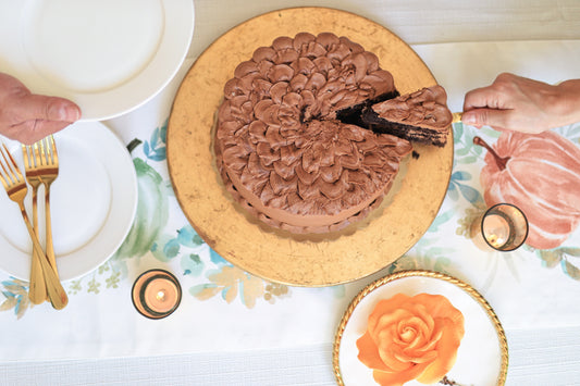 A Professional's Guide to Cake Cutting