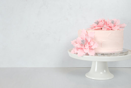 5 Must Have Tools for Cake Decorating
